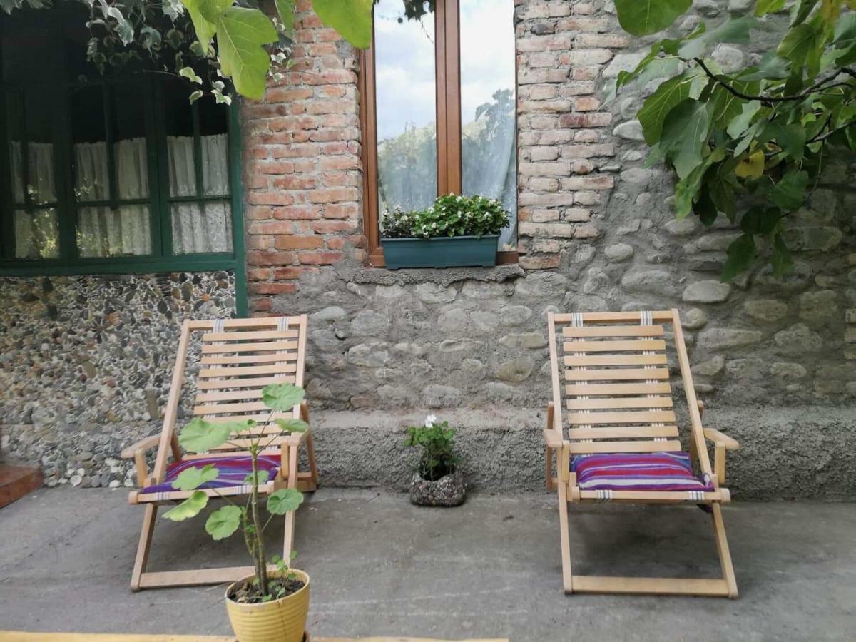 Ludwig Guesthouse Lagodechi Exteriör bild
